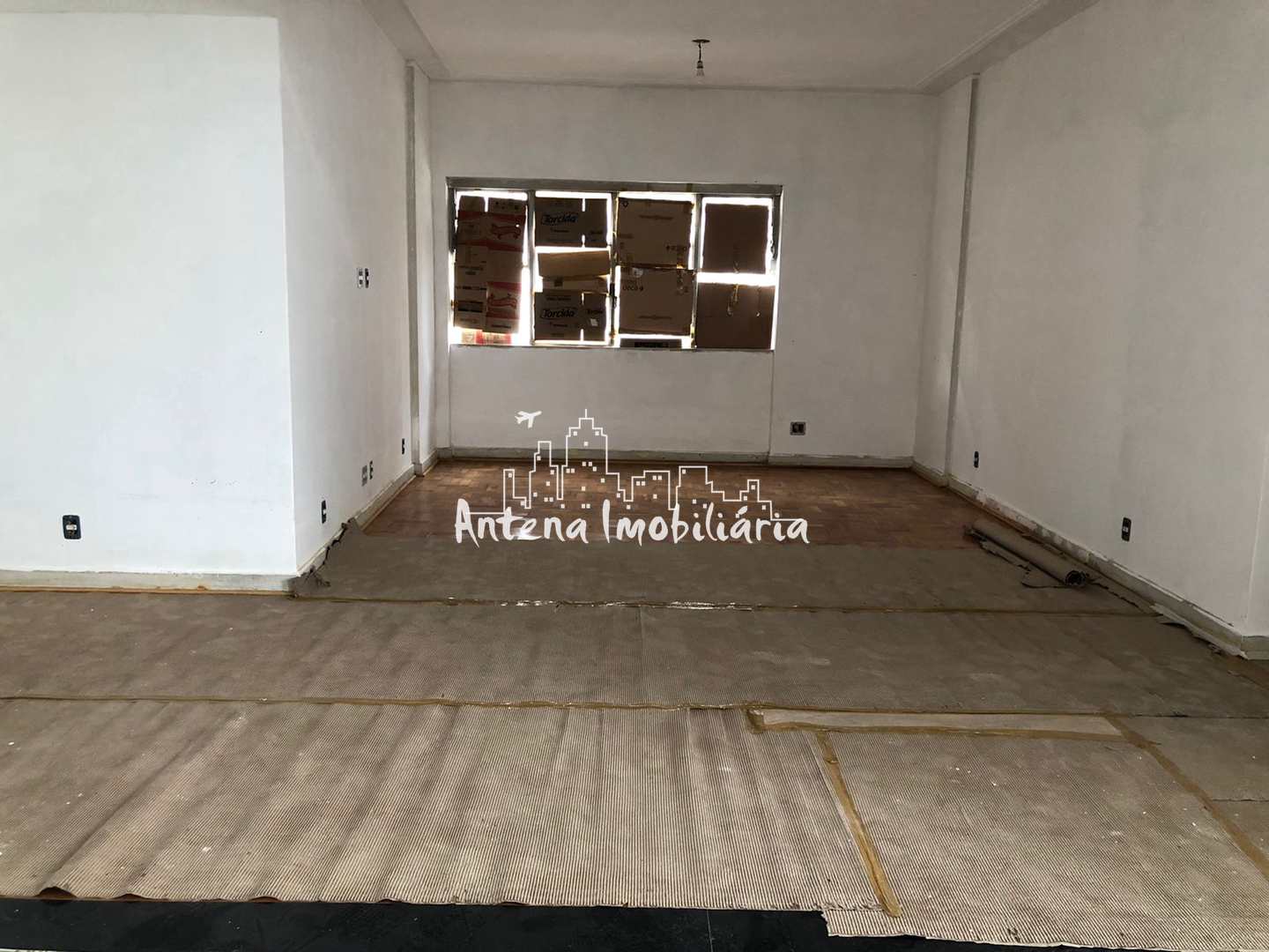 Apartamento à venda com 2 quartos, 141m² - Foto 1