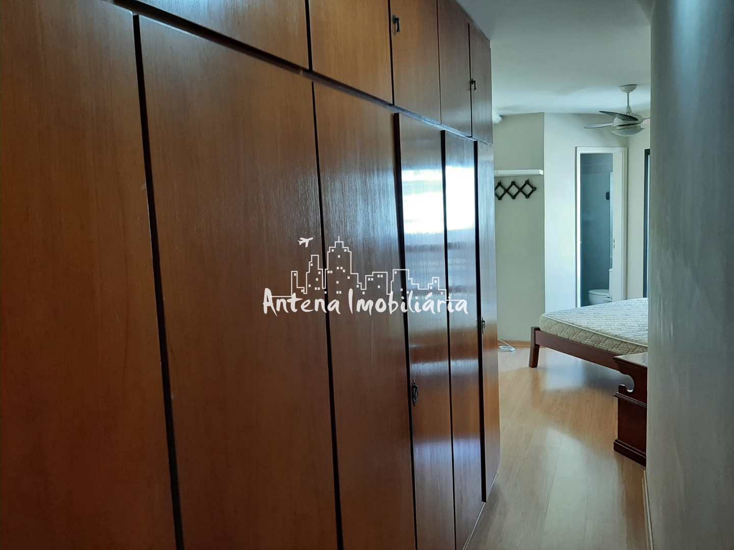 Apartamento à venda com 3 quartos, 76m² - Foto 5