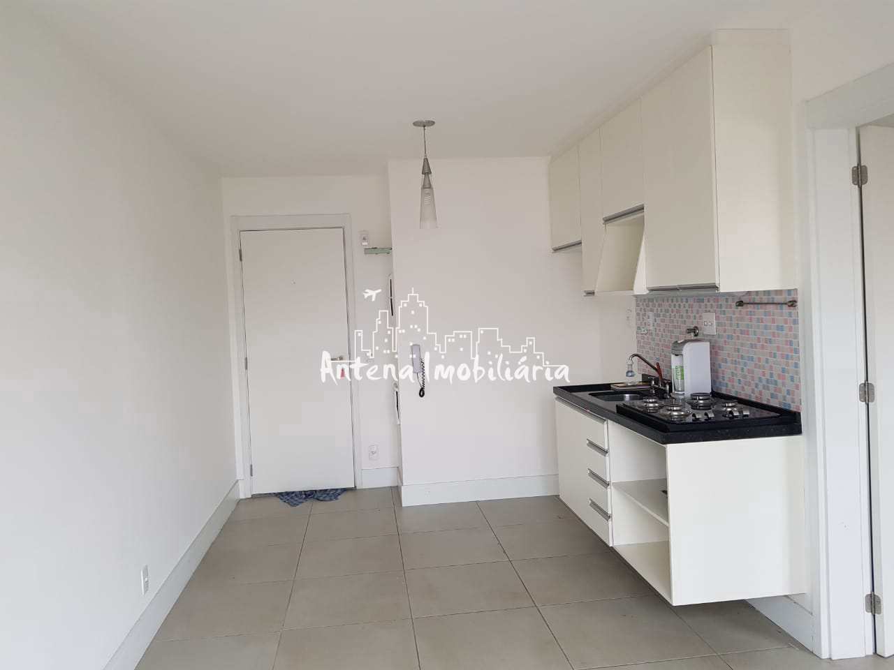 Apartamento à venda com 1 quarto, 37m² - Foto 4