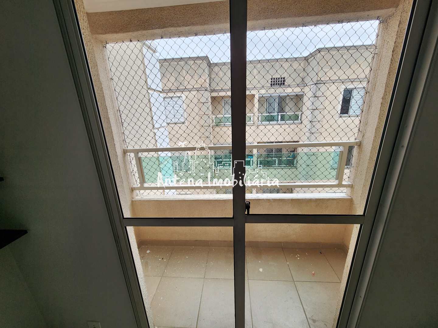 Apartamento à venda com 2 quartos, 45m² - Foto 3