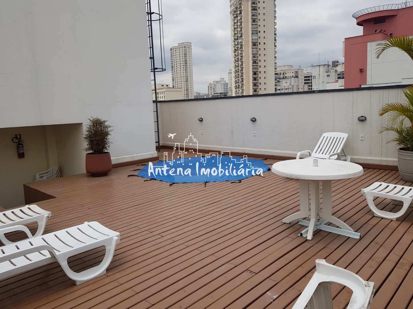 Apartamento à venda com 1 quarto, 31m² - Foto 15