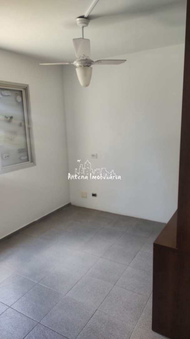 Apartamento à venda com 3 quartos, 79m² - Foto 9