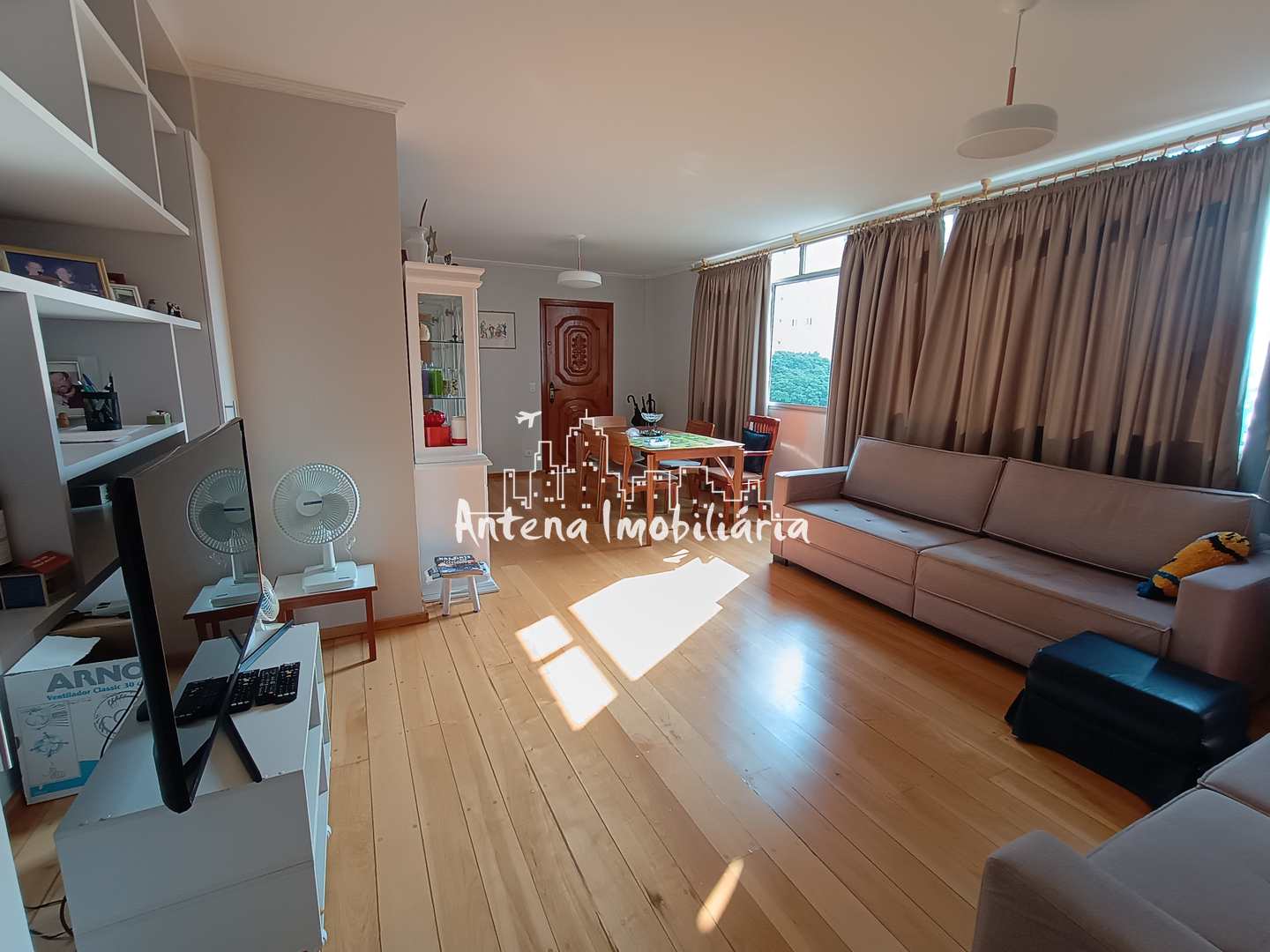 Apartamento à venda com 3 quartos, 120m² - Foto 2