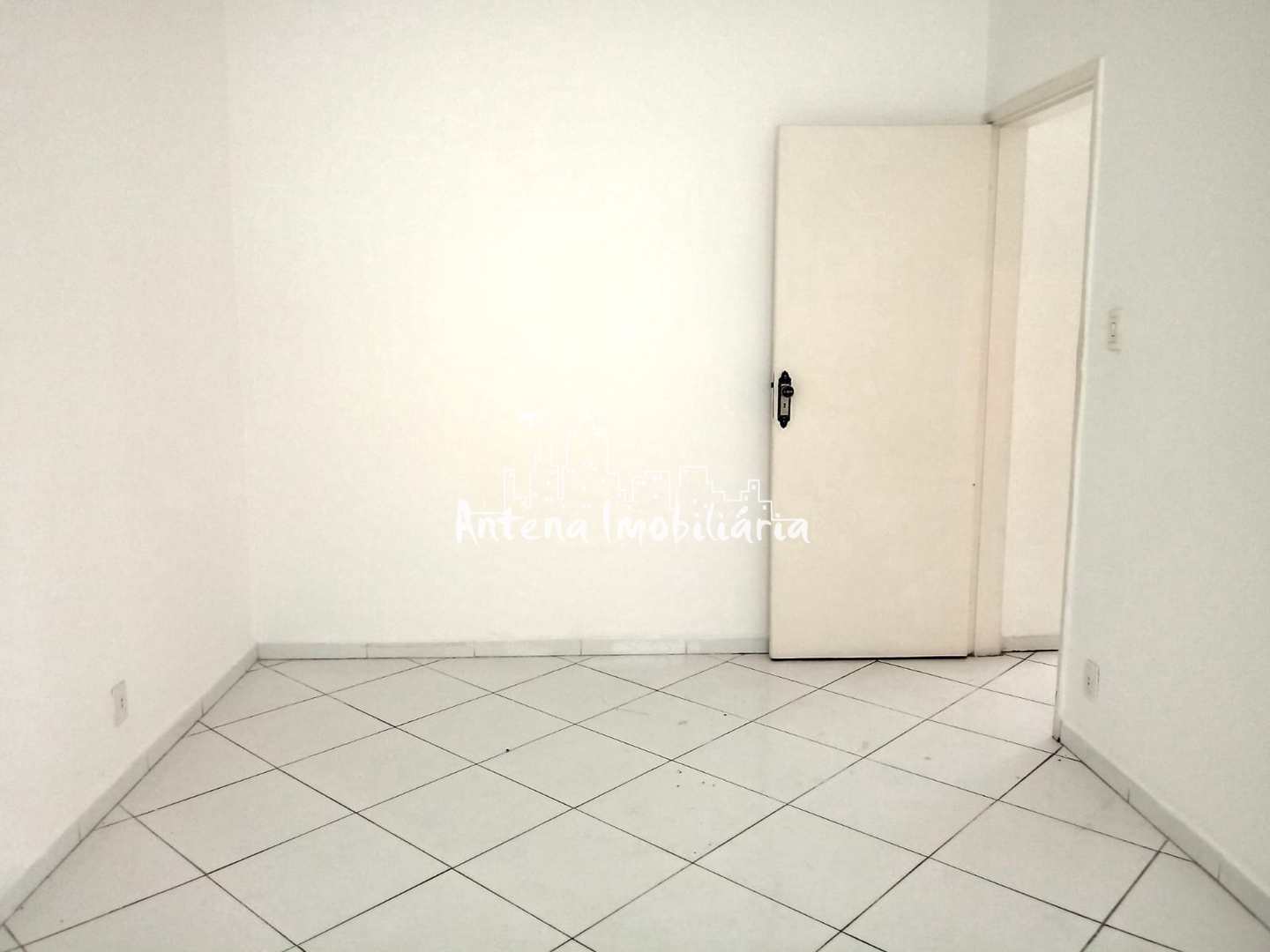 Apartamento à venda com 3 quartos, 144m² - Foto 6