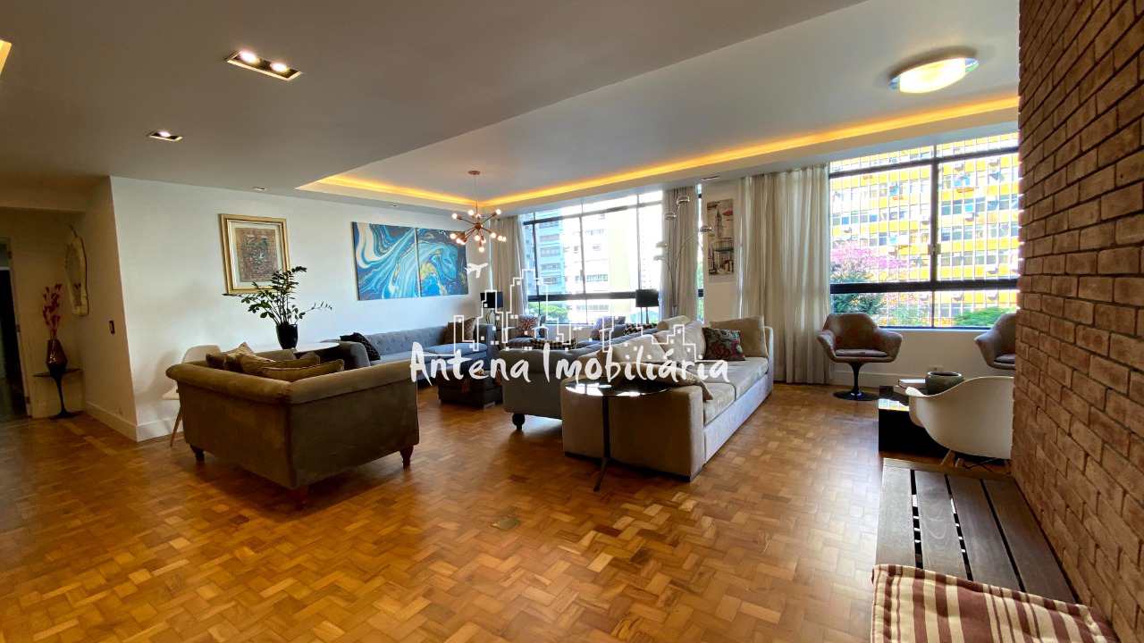 Apartamento à venda com 4 quartos, 221m² - Foto 2