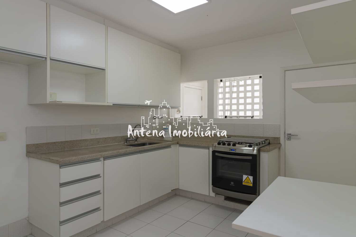 Apartamento à venda com 2 quartos, 91m² - Foto 15