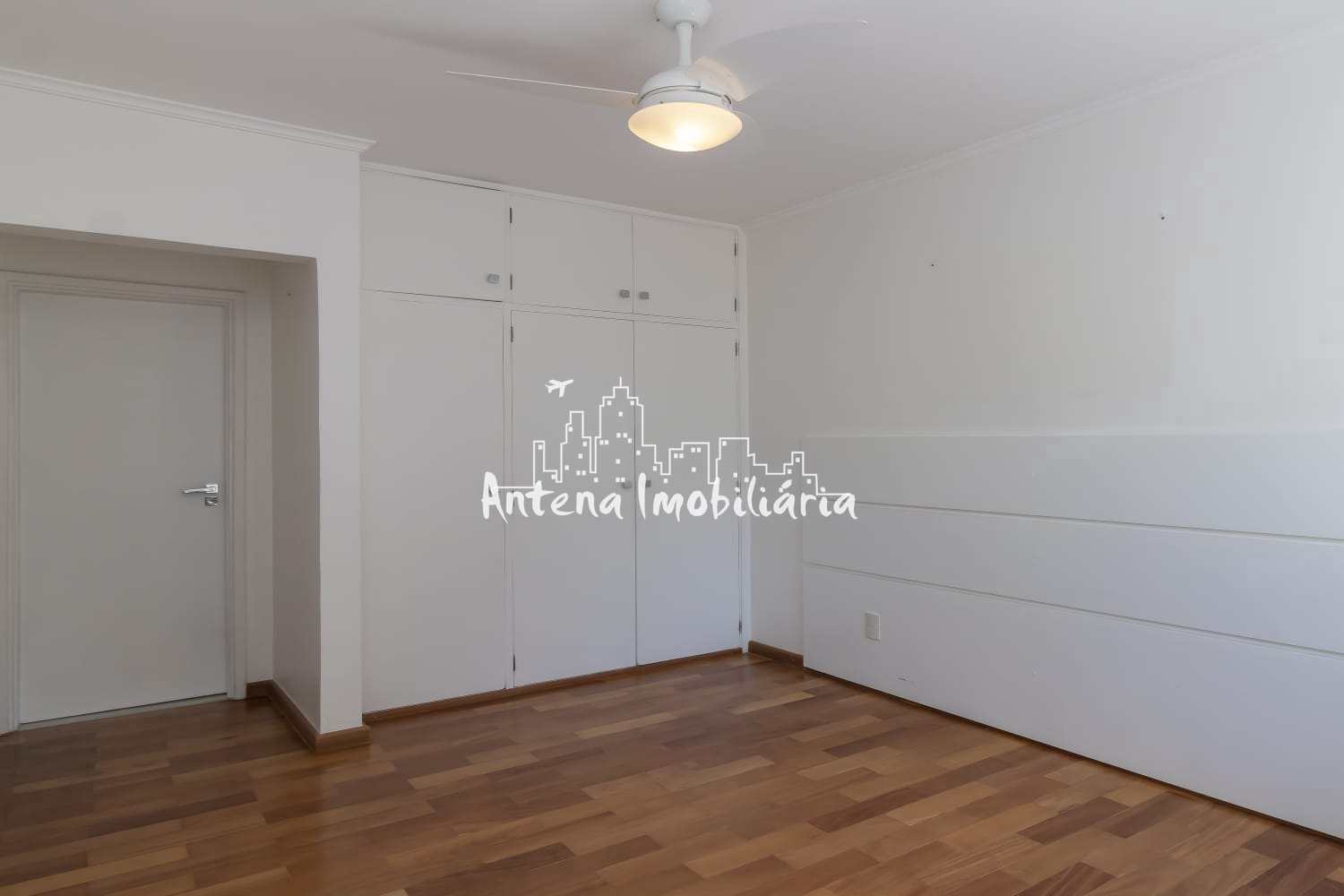 Apartamento à venda com 2 quartos, 91m² - Foto 12