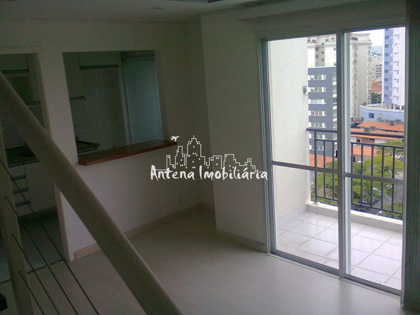 Apartamento à venda com 1 quarto, 57m² - Foto 2