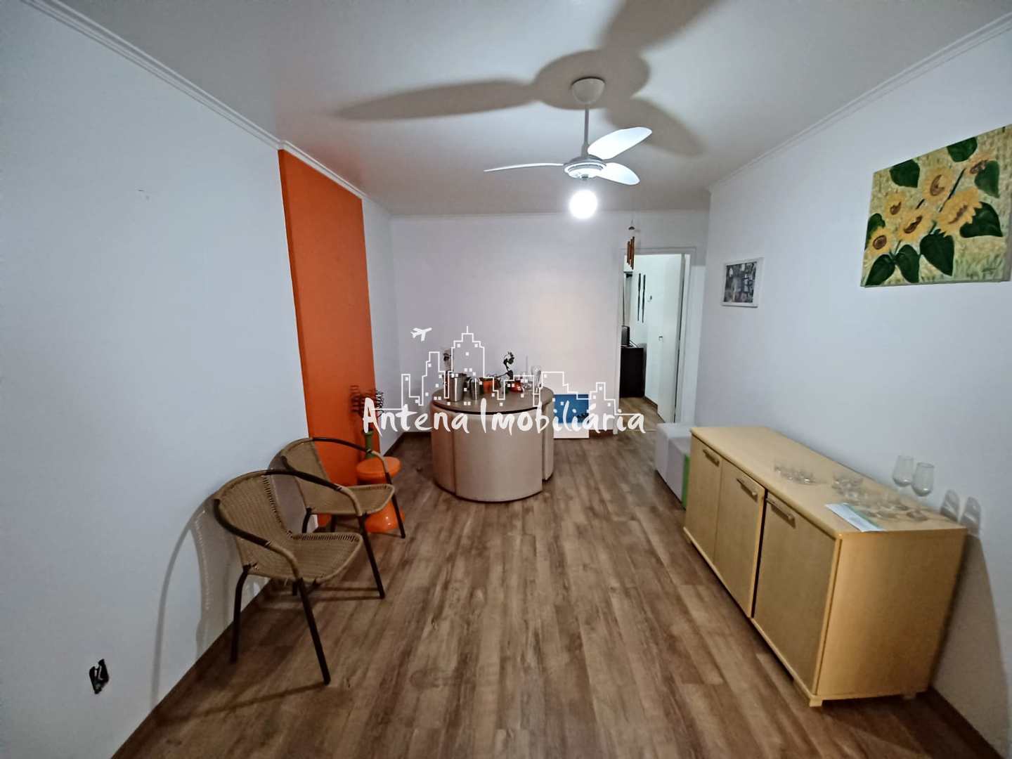 Apartamento à venda com 2 quartos, 67m² - Foto 2