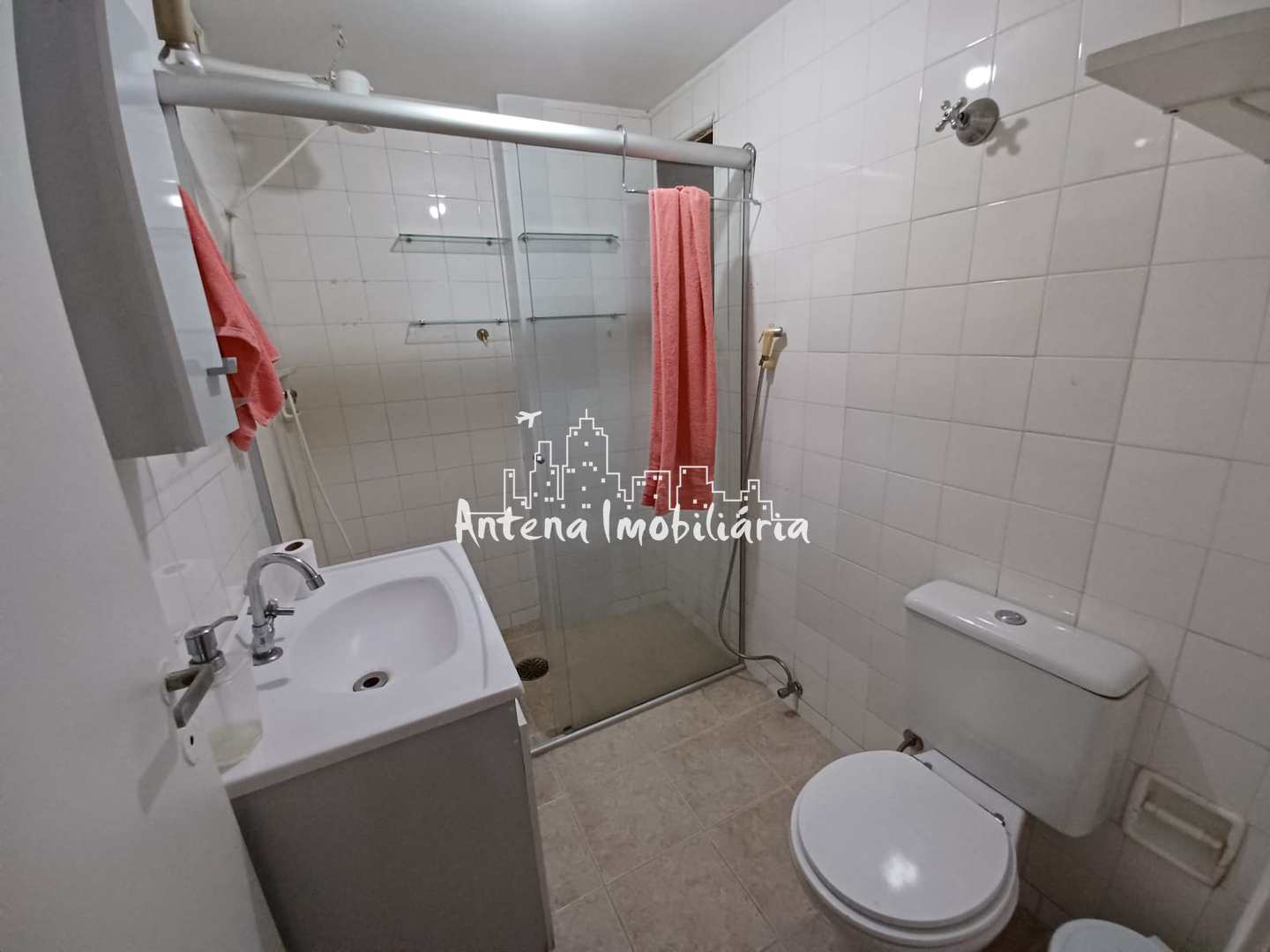 Apartamento à venda com 2 quartos, 67m² - Foto 8