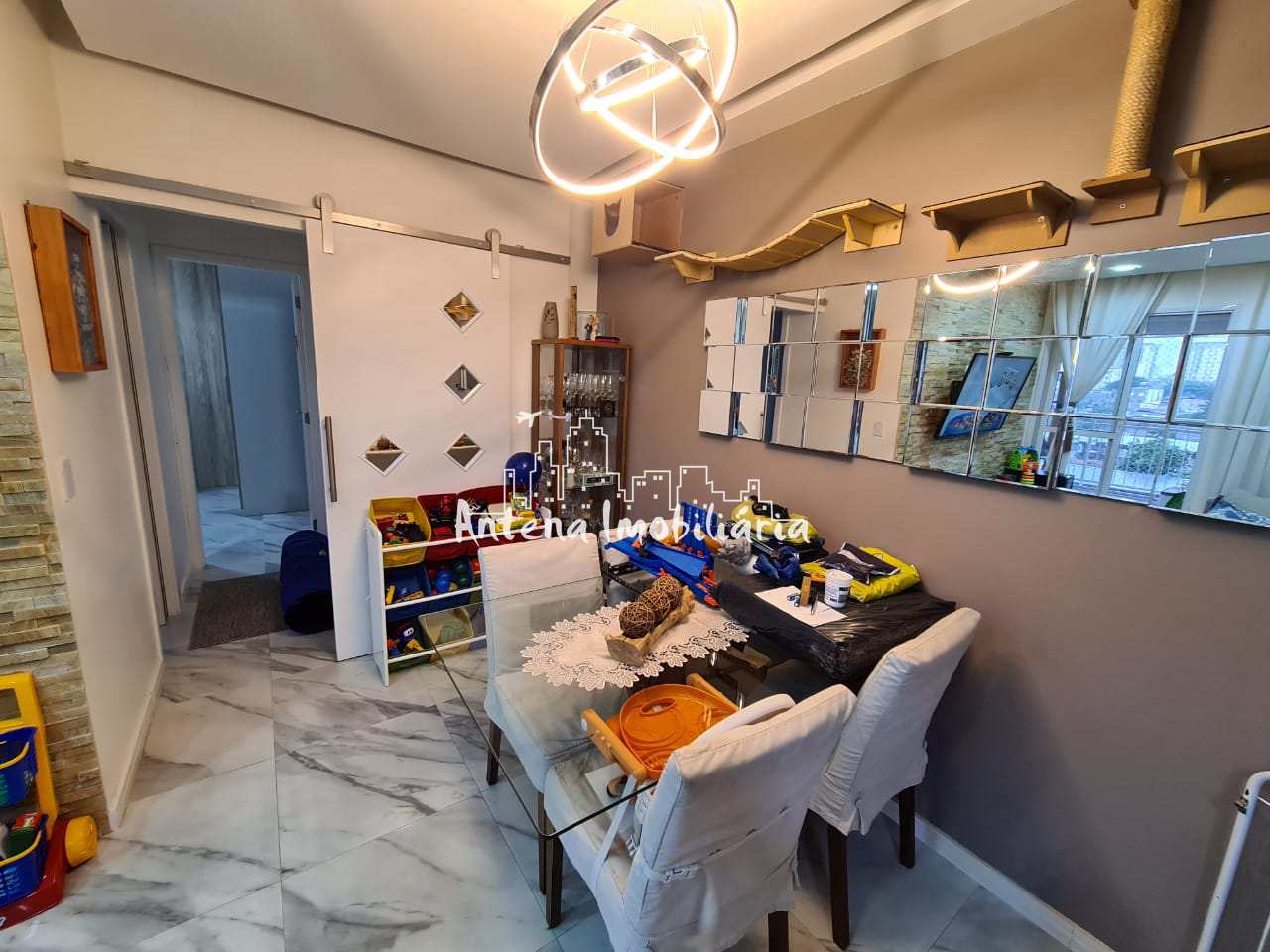 Apartamento à venda com 2 quartos, 65m² - Foto 4