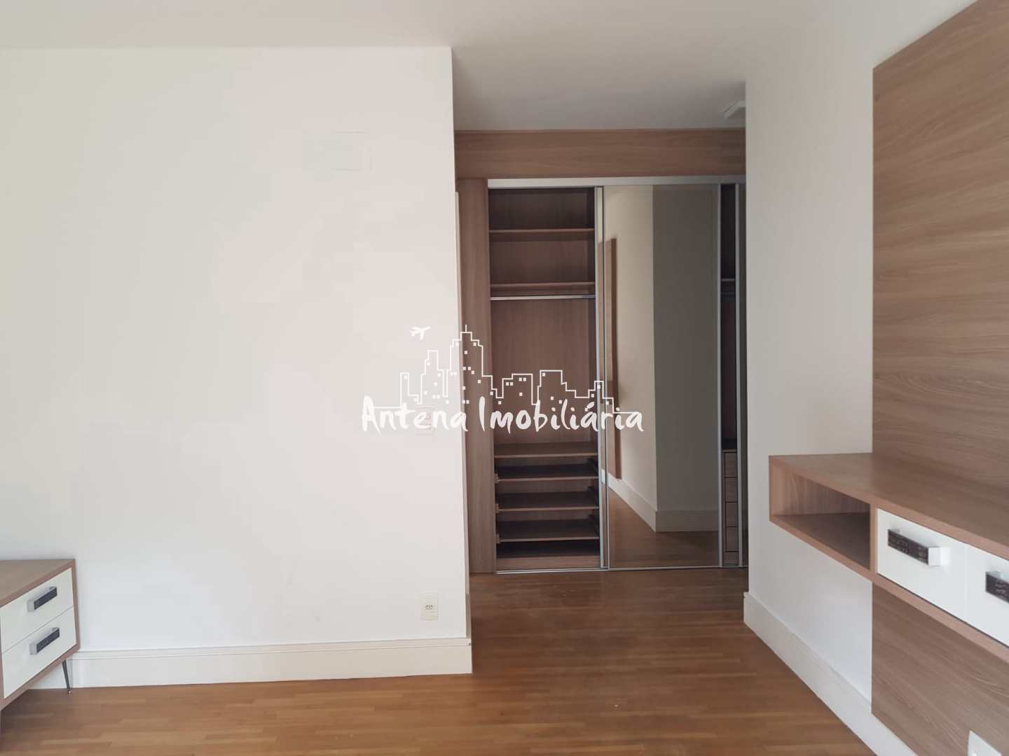 Apartamento à venda com 2 quartos, 85m² - Foto 8