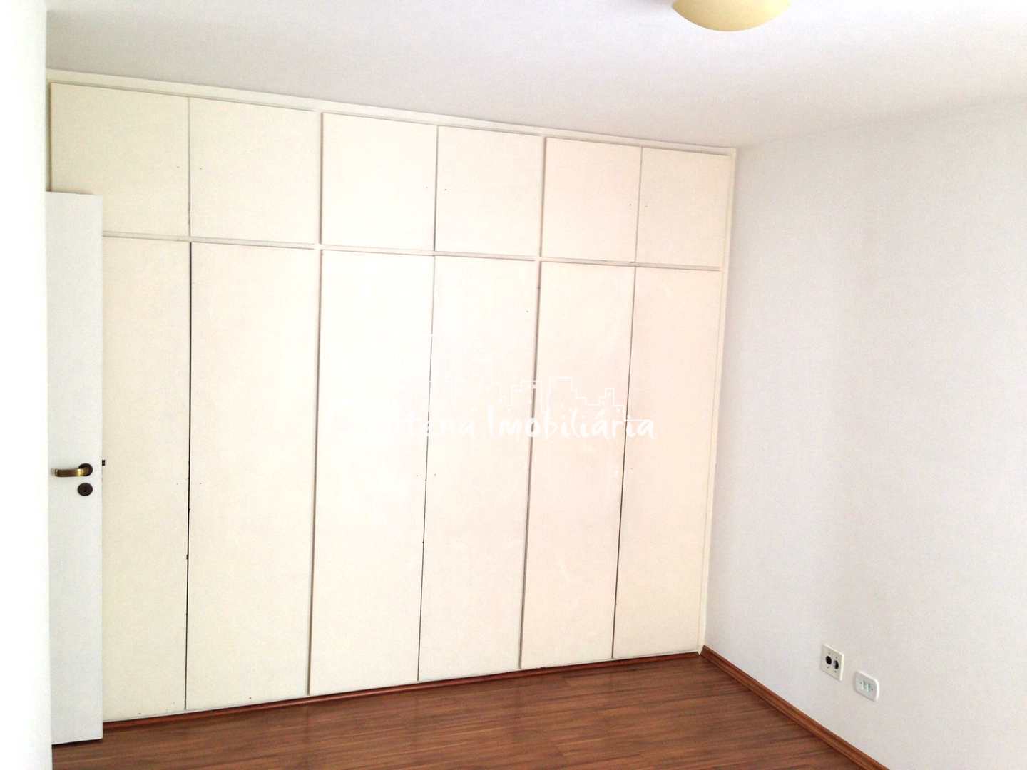 Apartamento à venda com 4 quartos, 153m² - Foto 5