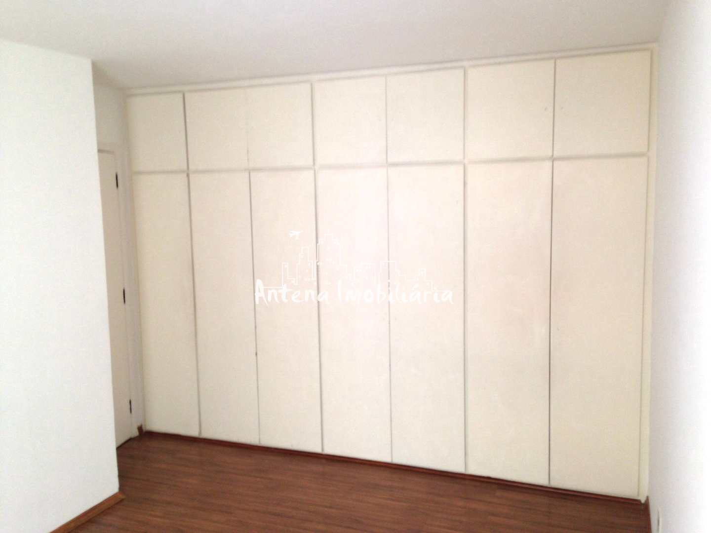 Apartamento à venda com 4 quartos, 153m² - Foto 11