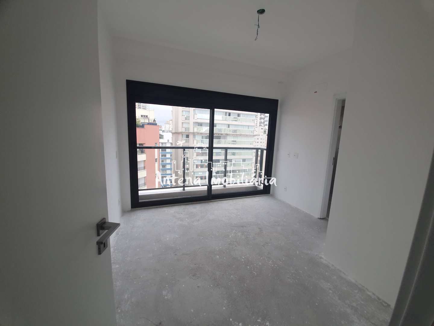 Apartamento à venda com 5 quartos, 310m² - Foto 5