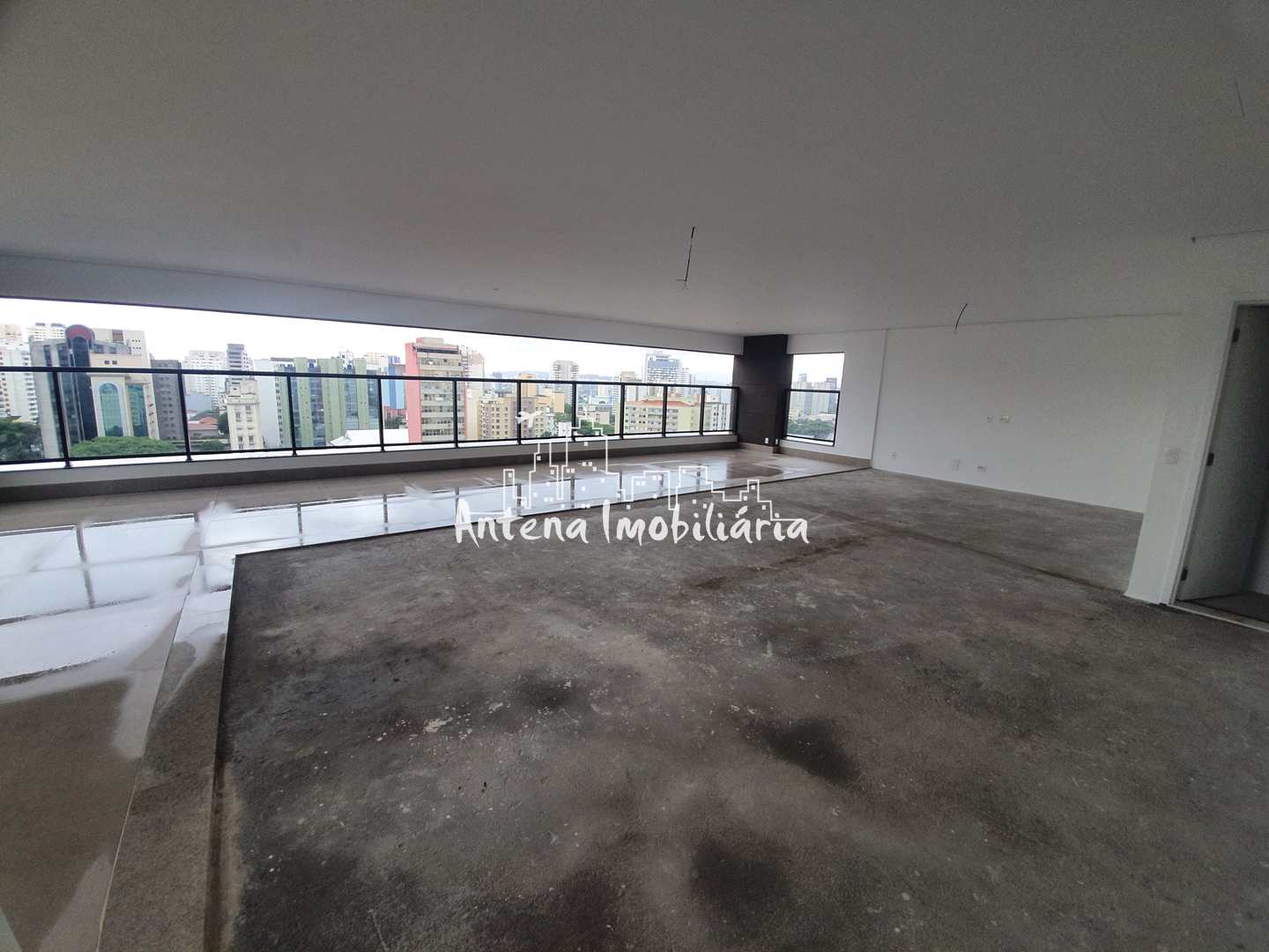 Apartamento à venda com 5 quartos, 310m² - Foto 3