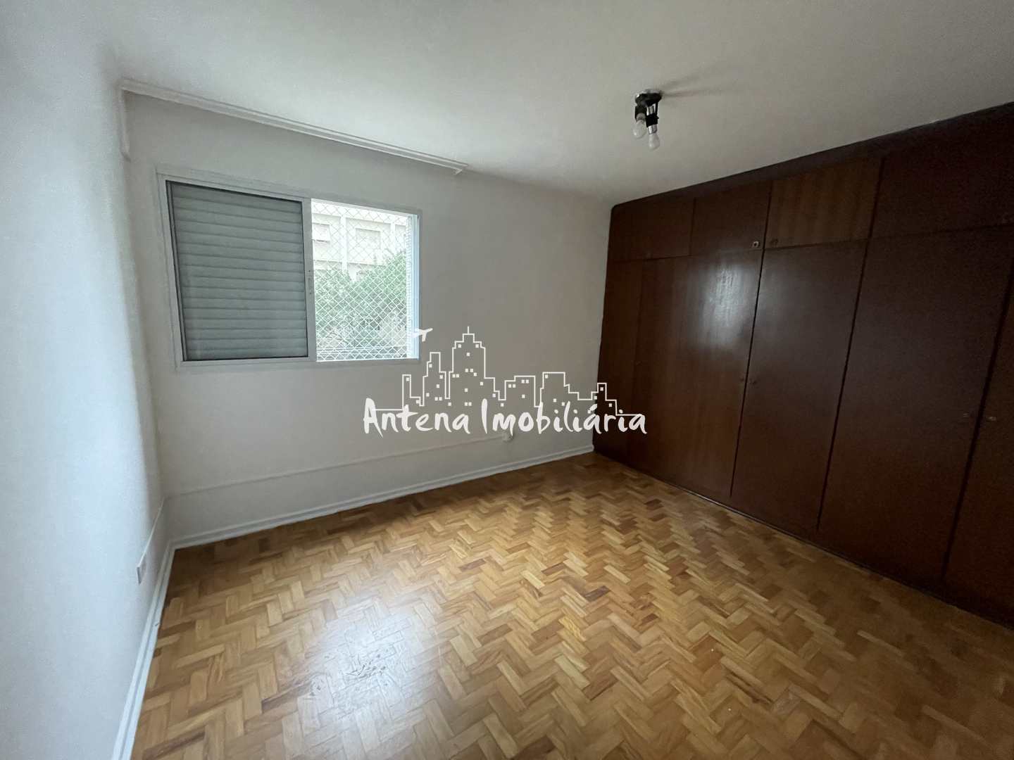 Apartamento à venda com 2 quartos, 72m² - Foto 7