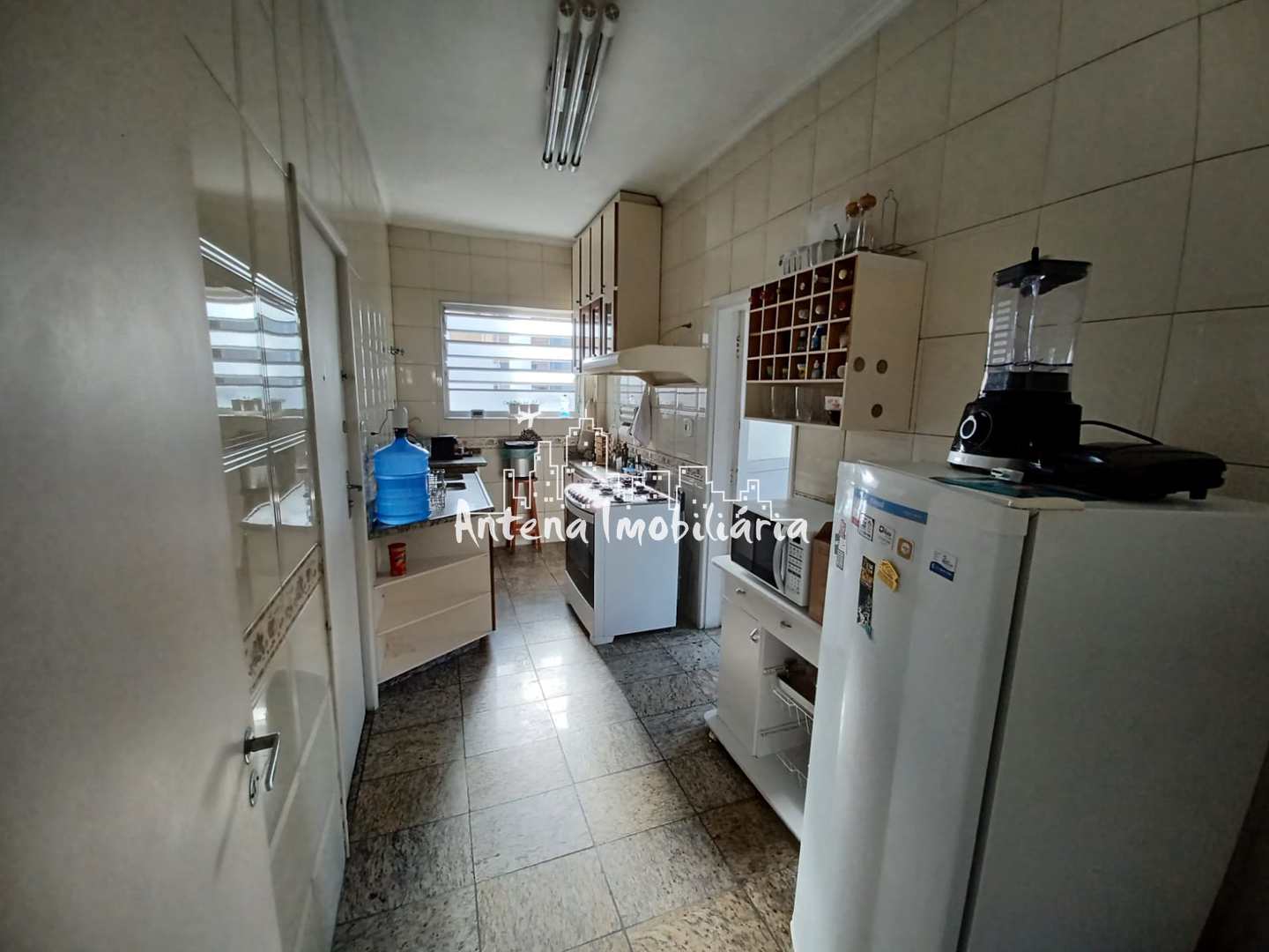 Apartamento à venda com 3 quartos, 145m² - Foto 13