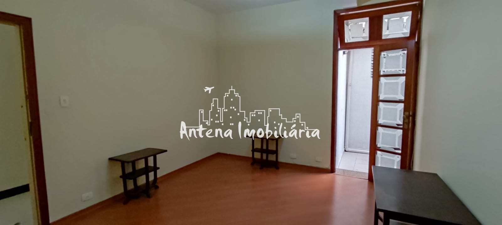 Apartamento à venda com 2 quartos, 94m² - Foto 3