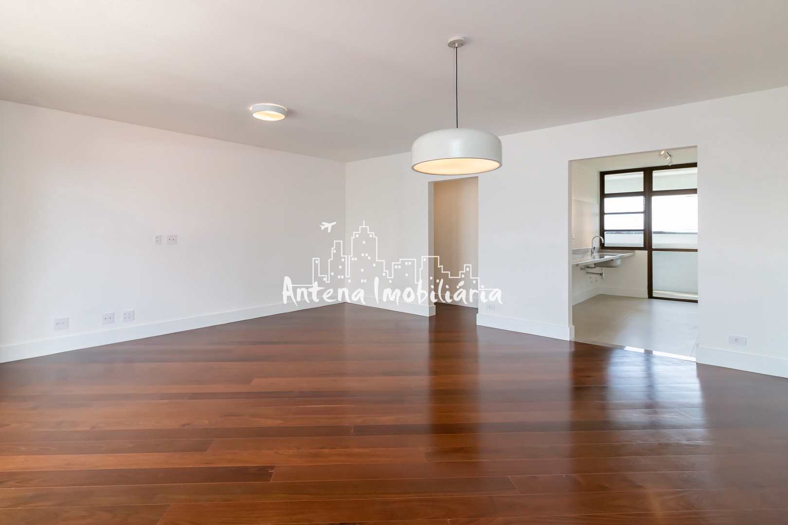 Apartamento à venda com 2 quartos, 126m² - Foto 3