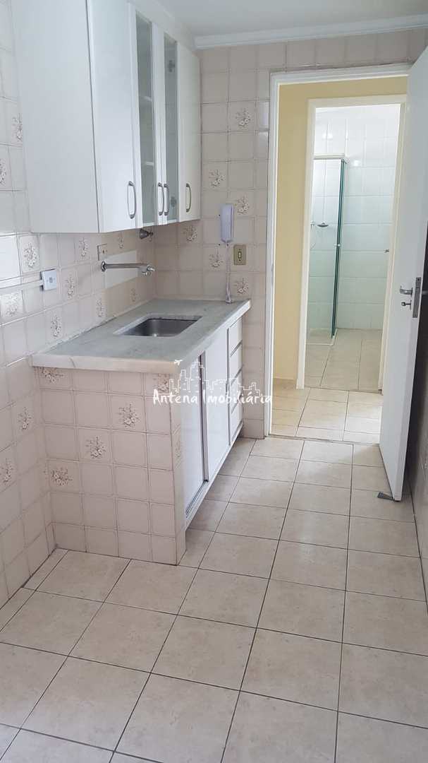 Apartamento à venda com 1 quarto, 45m² - Foto 8