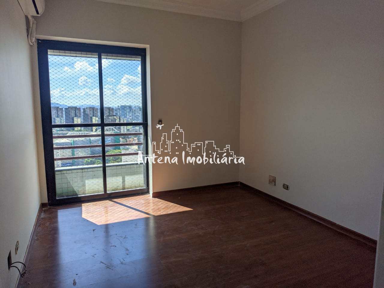 Apartamento à venda e aluguel com 4 quartos, 180m² - Foto 9