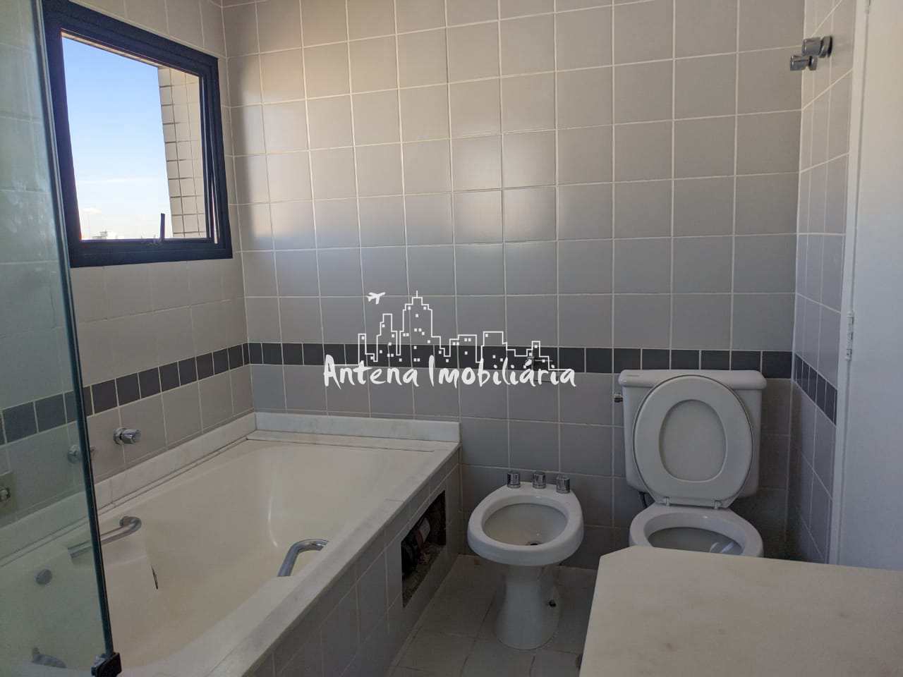 Apartamento à venda e aluguel com 4 quartos, 180m² - Foto 10