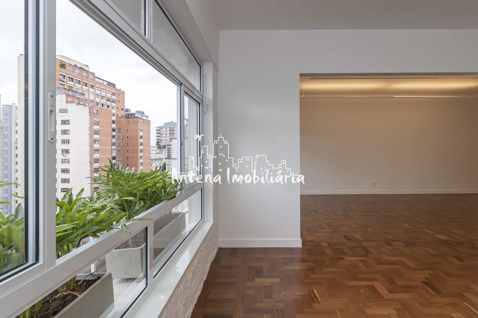 Apartamento à venda com 3 quartos, 239m² - Foto 5