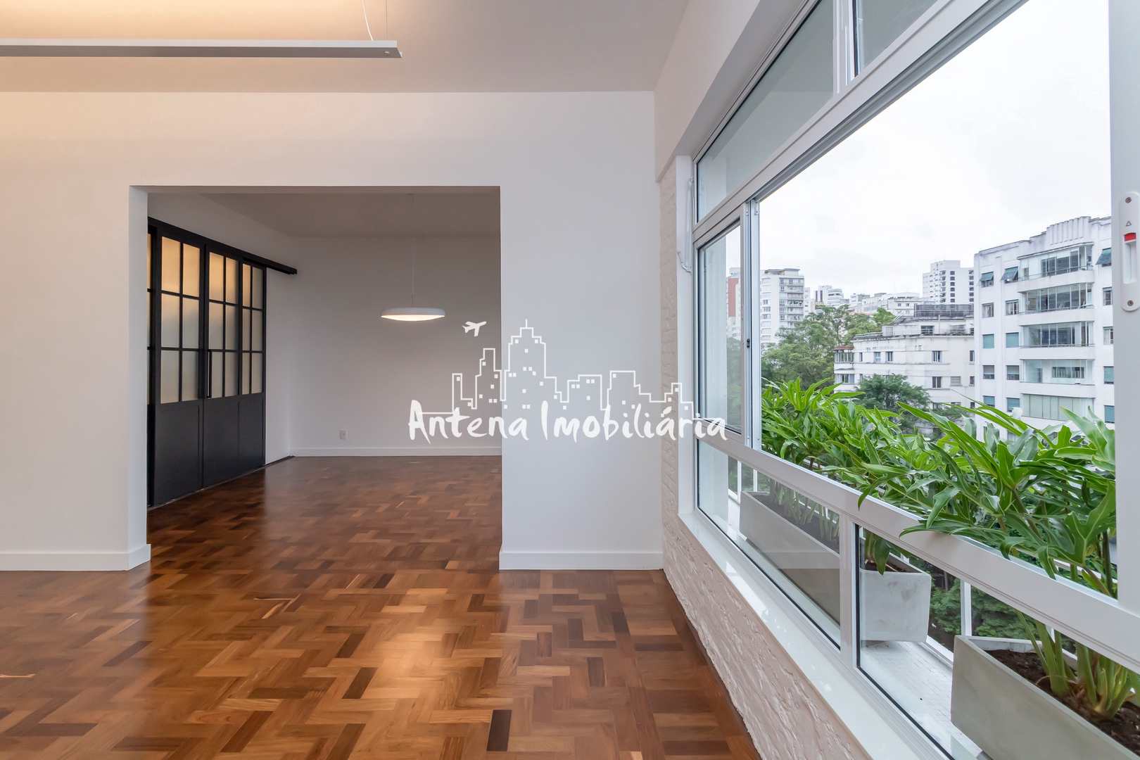 Apartamento à venda com 3 quartos, 239m² - Foto 7