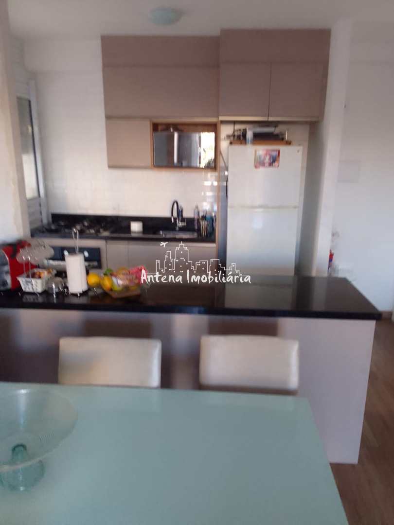 Apartamento à venda com 3 quartos, 64m² - Foto 2