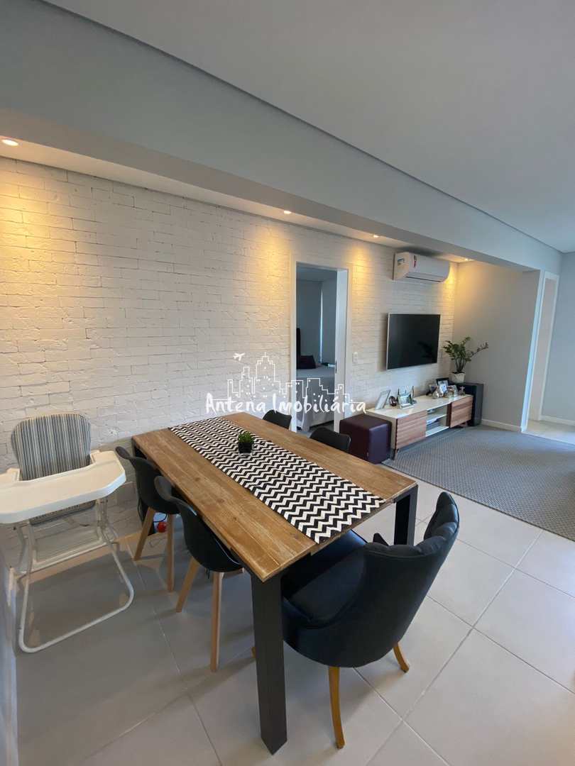 Apartamento à venda com 2 quartos, 80m² - Foto 3