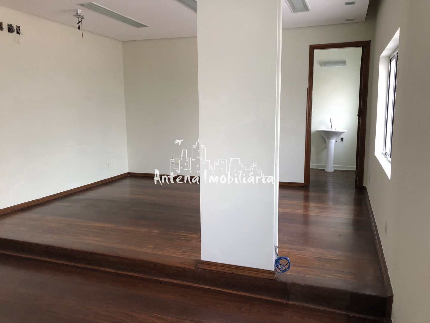 Prédio Inteiro para alugar, 134m² - Foto 9