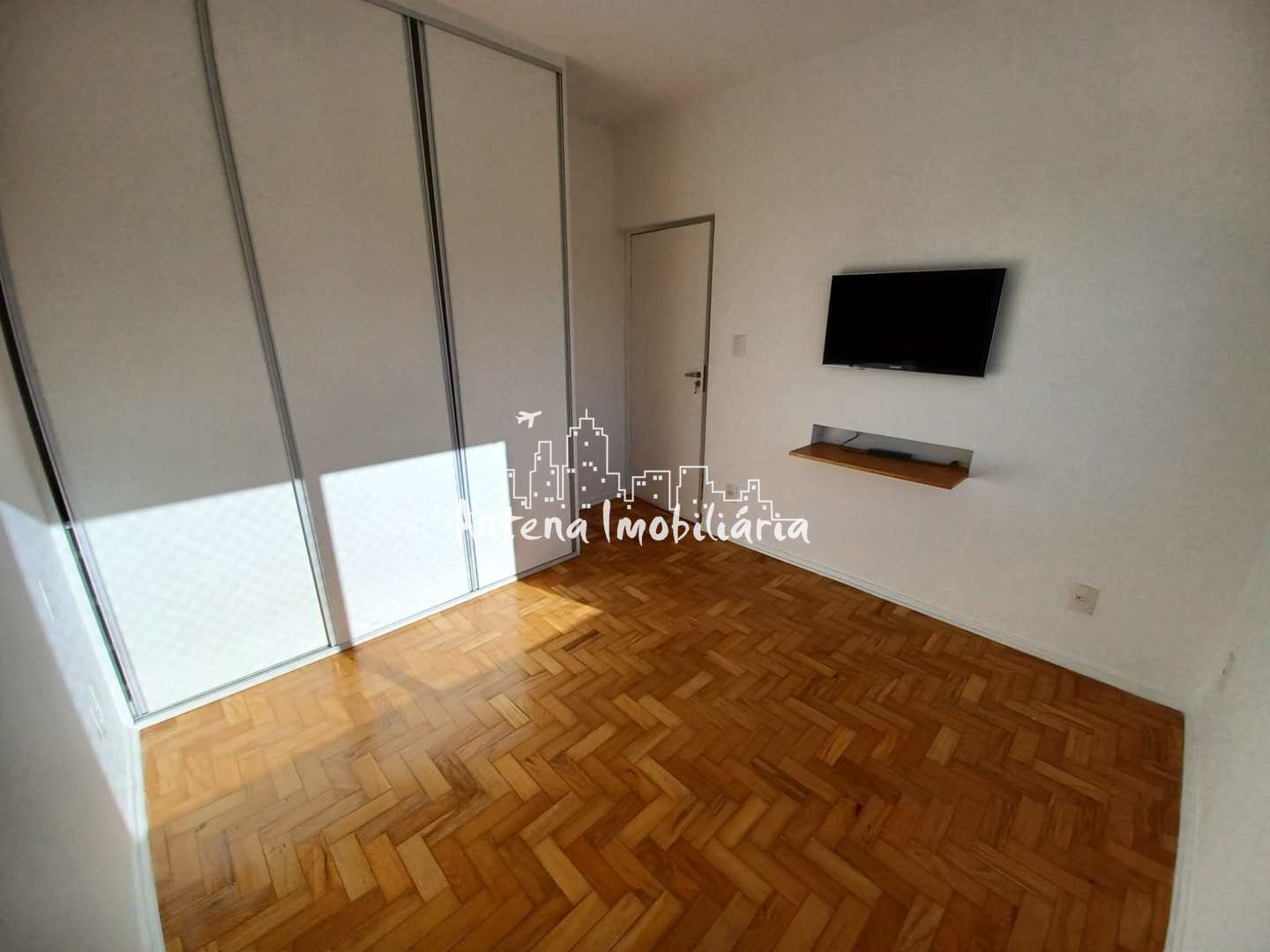 Apartamento à venda com 1 quarto, 43m² - Foto 5