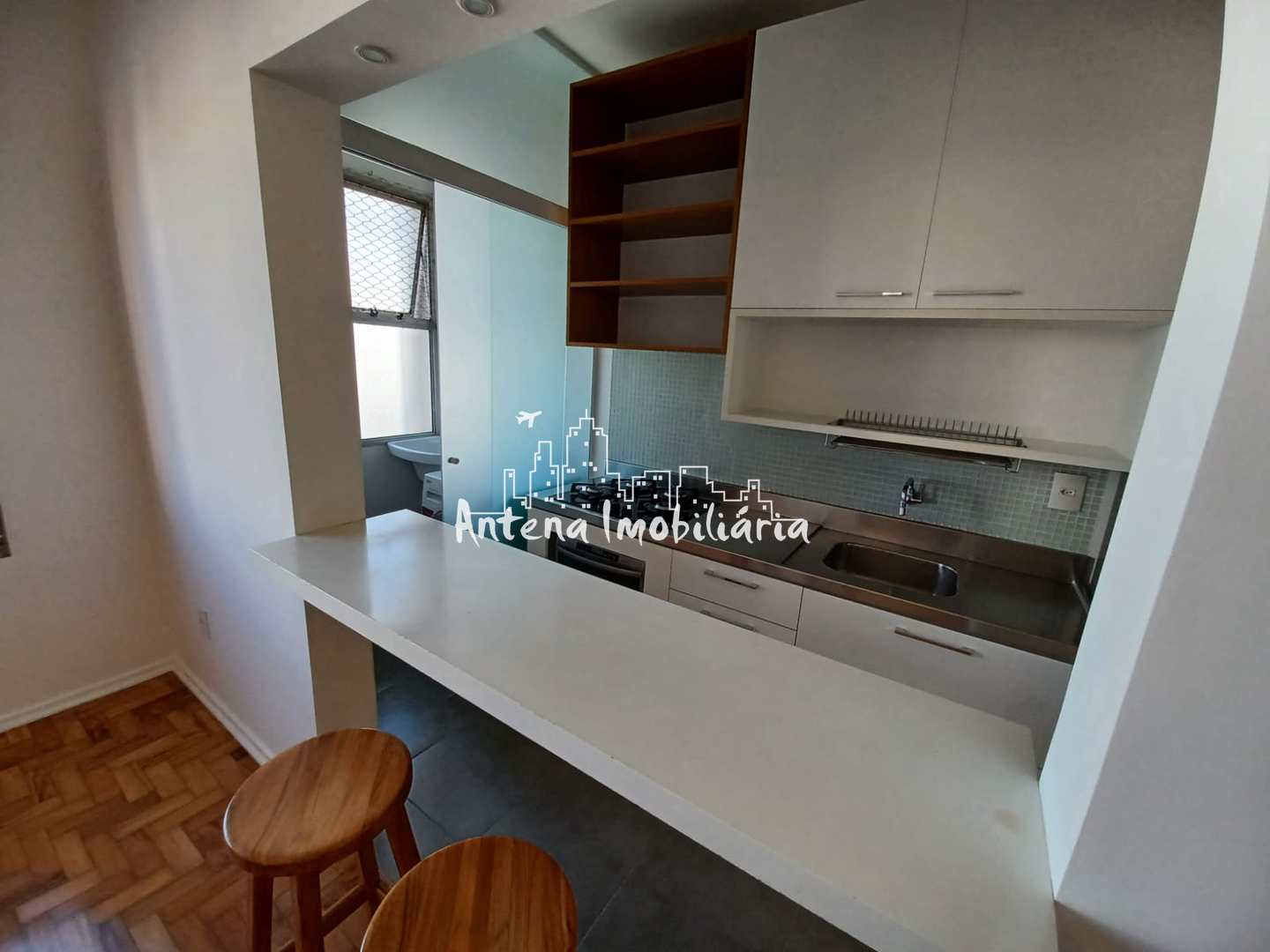 Apartamento à venda com 1 quarto, 43m² - Foto 9