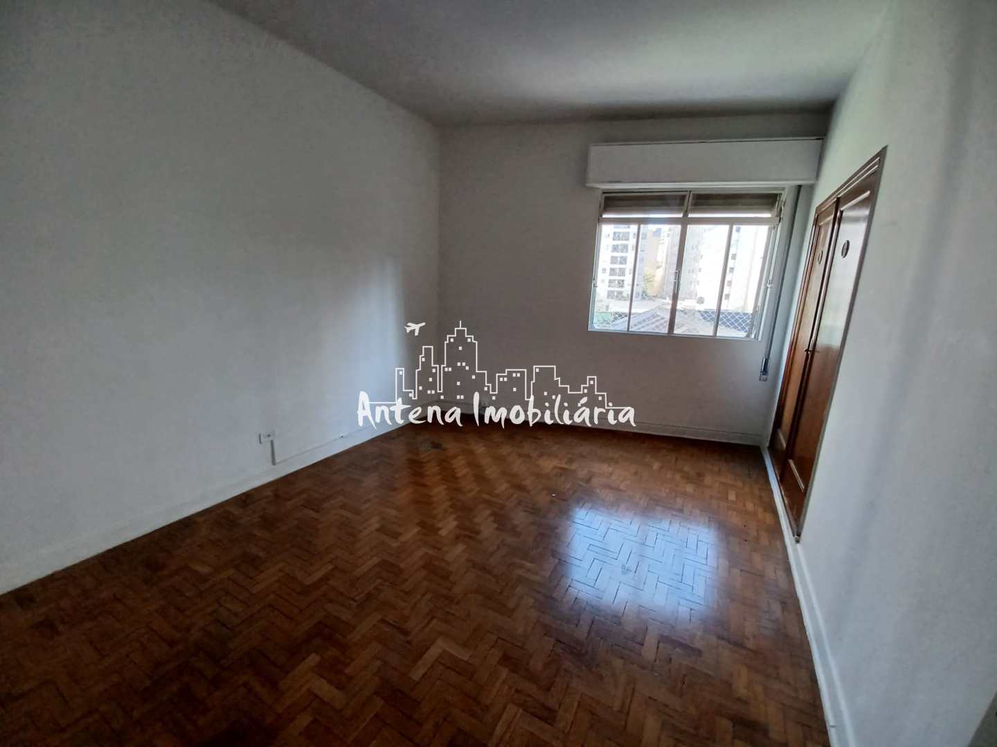 Apartamento à venda com 2 quartos, 113m² - Foto 4