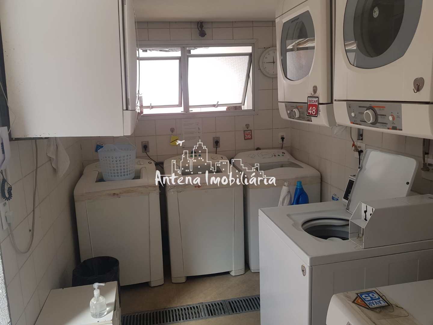 Apartamento à venda com 1 quarto, 38m² - Foto 12