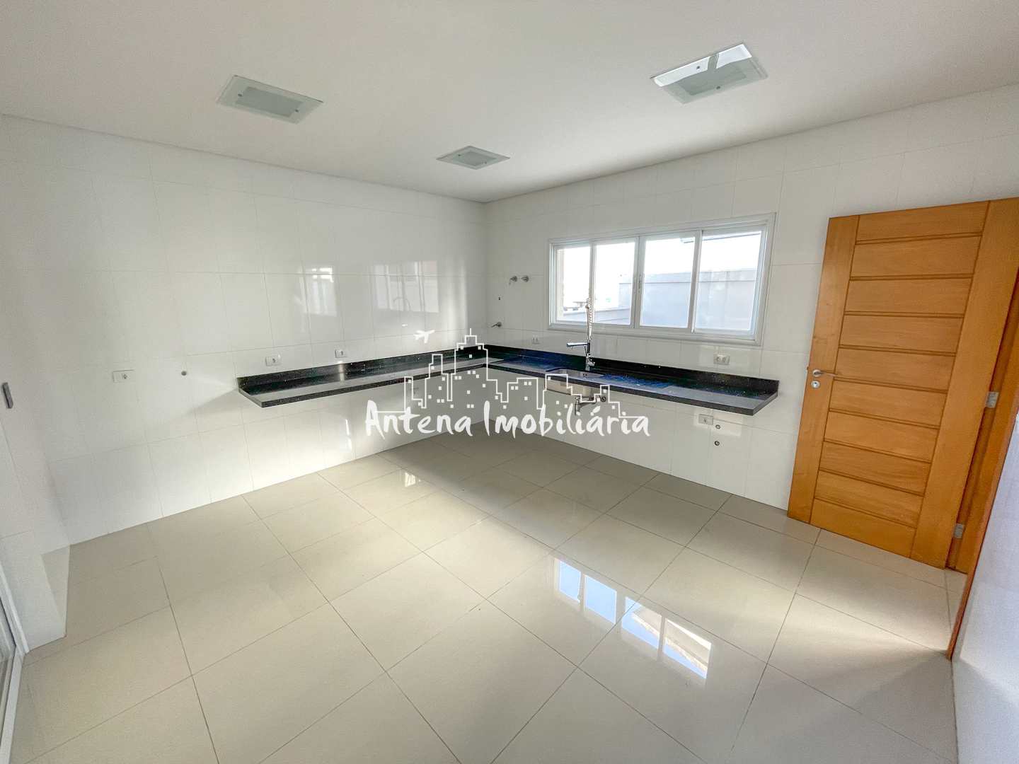 Sobrado à venda com 4 quartos, 346m² - Foto 18