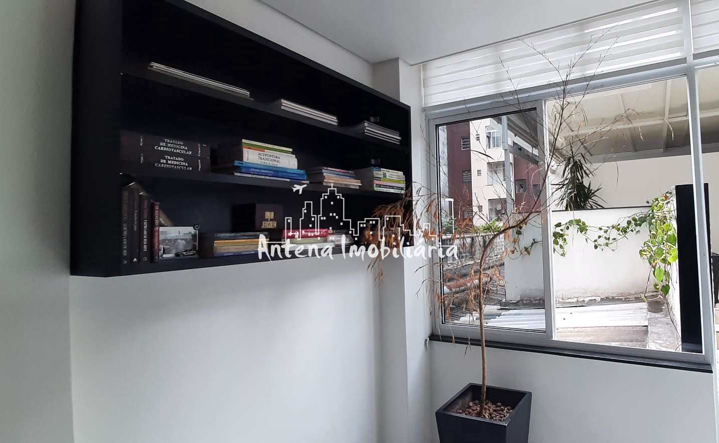 Apartamento à venda com 1 quarto, 69m² - Foto 3