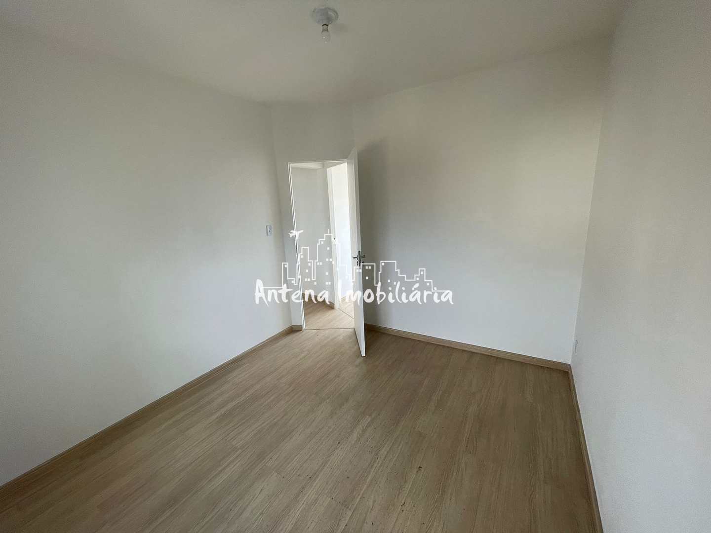 Apartamento à venda com 2 quartos, 65m² - Foto 9