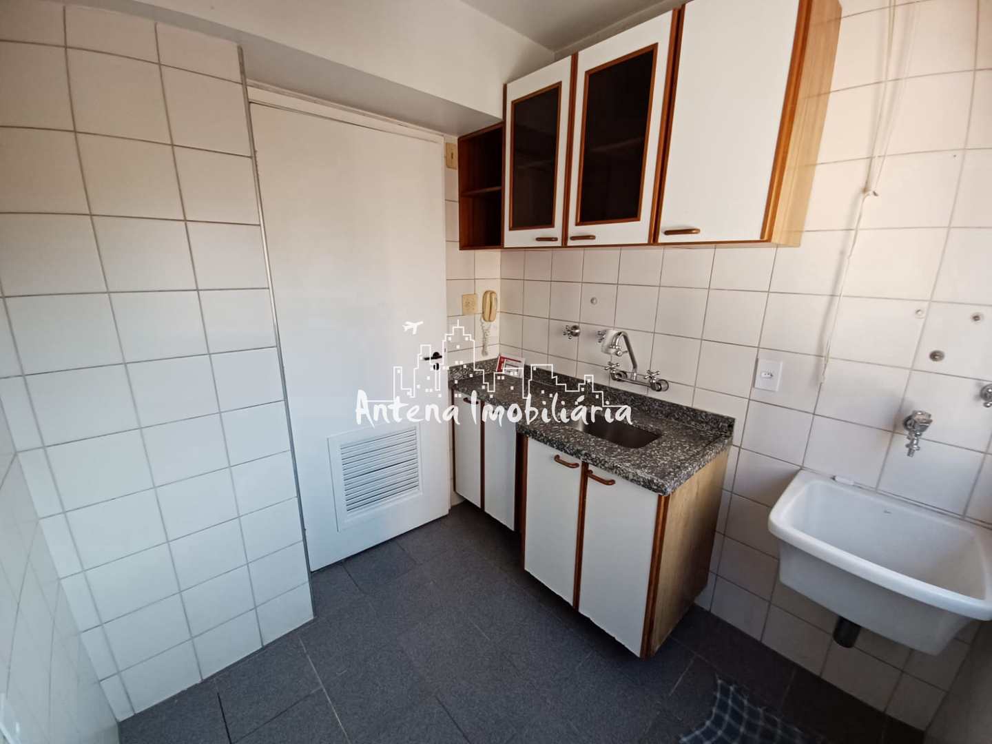 Apartamento à venda com 1 quarto, 38m² - Foto 9