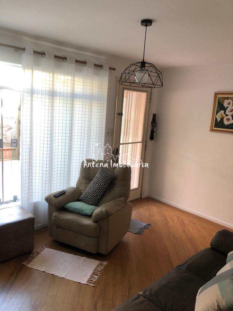 Casa à venda com 3 quartos, 110m² - Foto 8