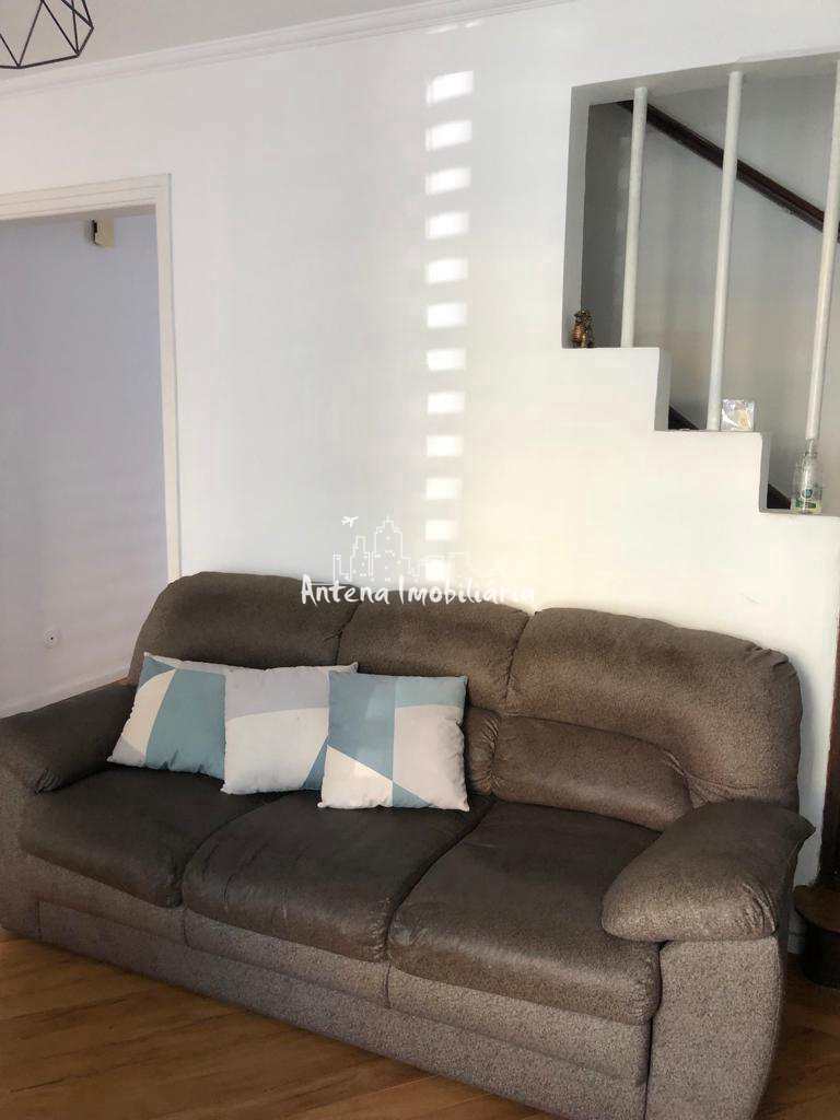 Casa à venda com 3 quartos, 110m² - Foto 4