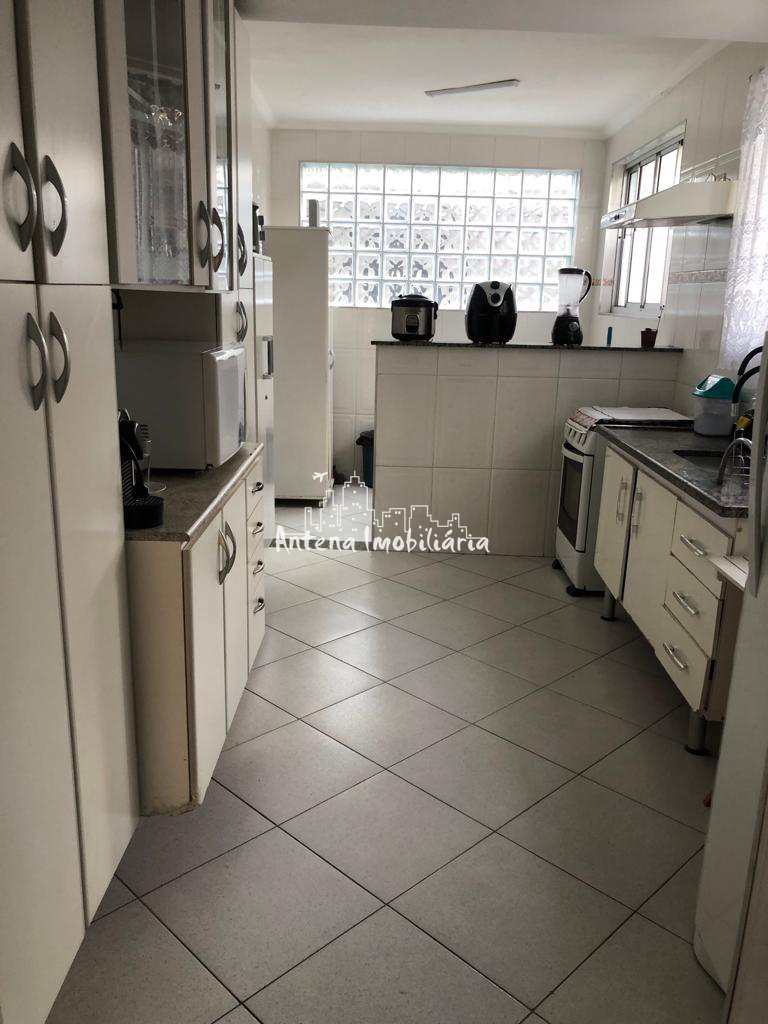 Casa à venda com 3 quartos, 110m² - Foto 16