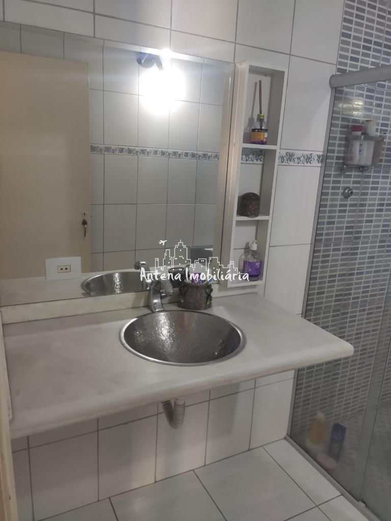 Sobrado à venda com 3 quartos, 200m² - Foto 13