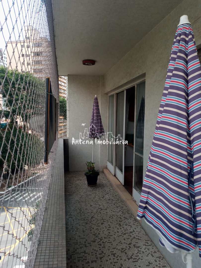 Apartamento à venda com 3 quartos, 134m² - Foto 4