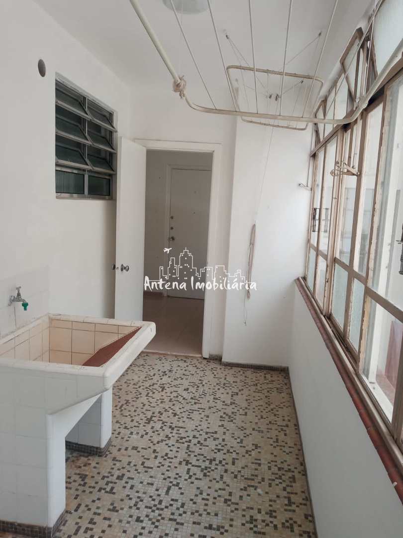 Apartamento à venda com 3 quartos, 134m² - Foto 18