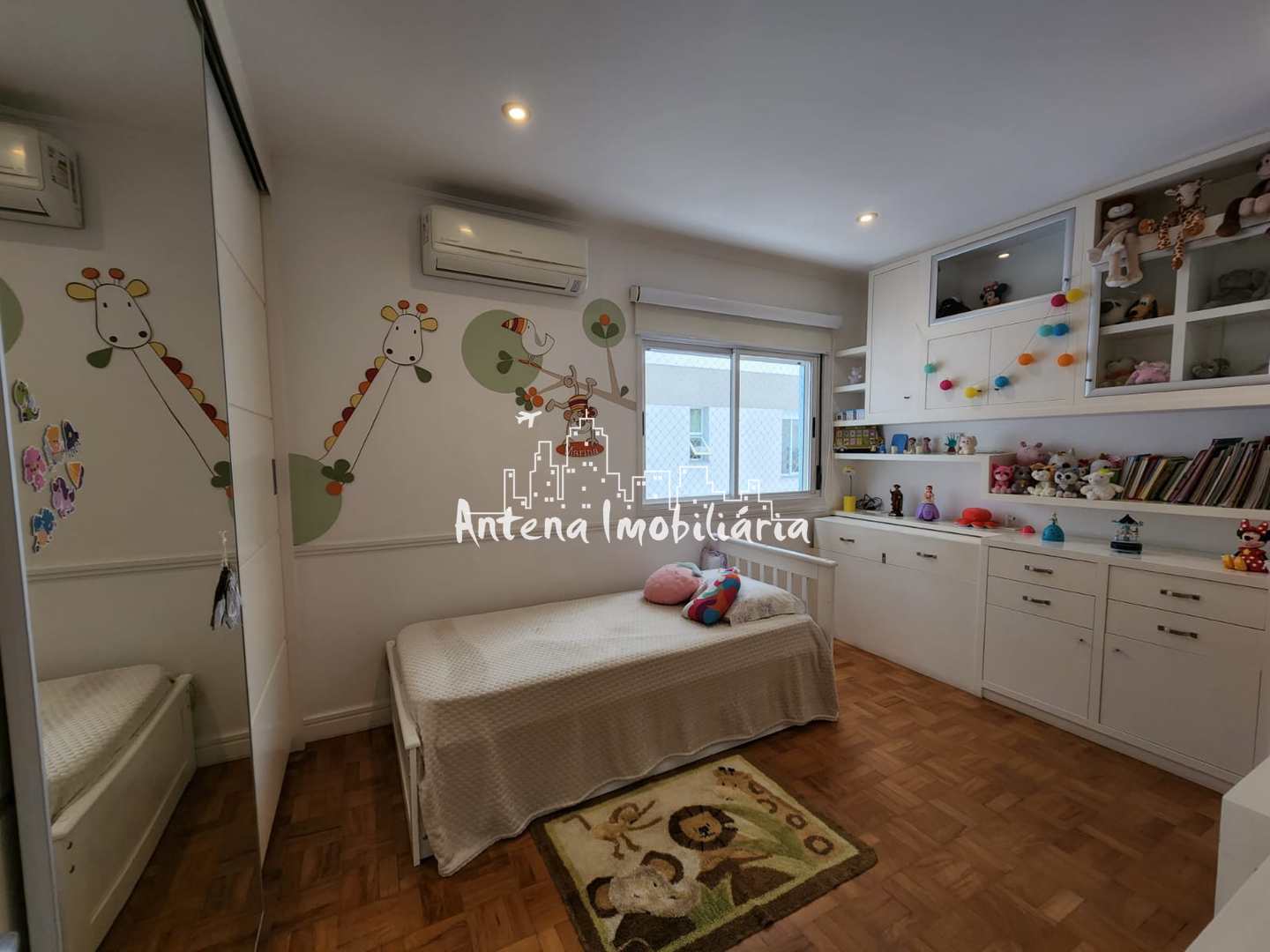 Apartamento à venda com 4 quartos, 218m² - Foto 16