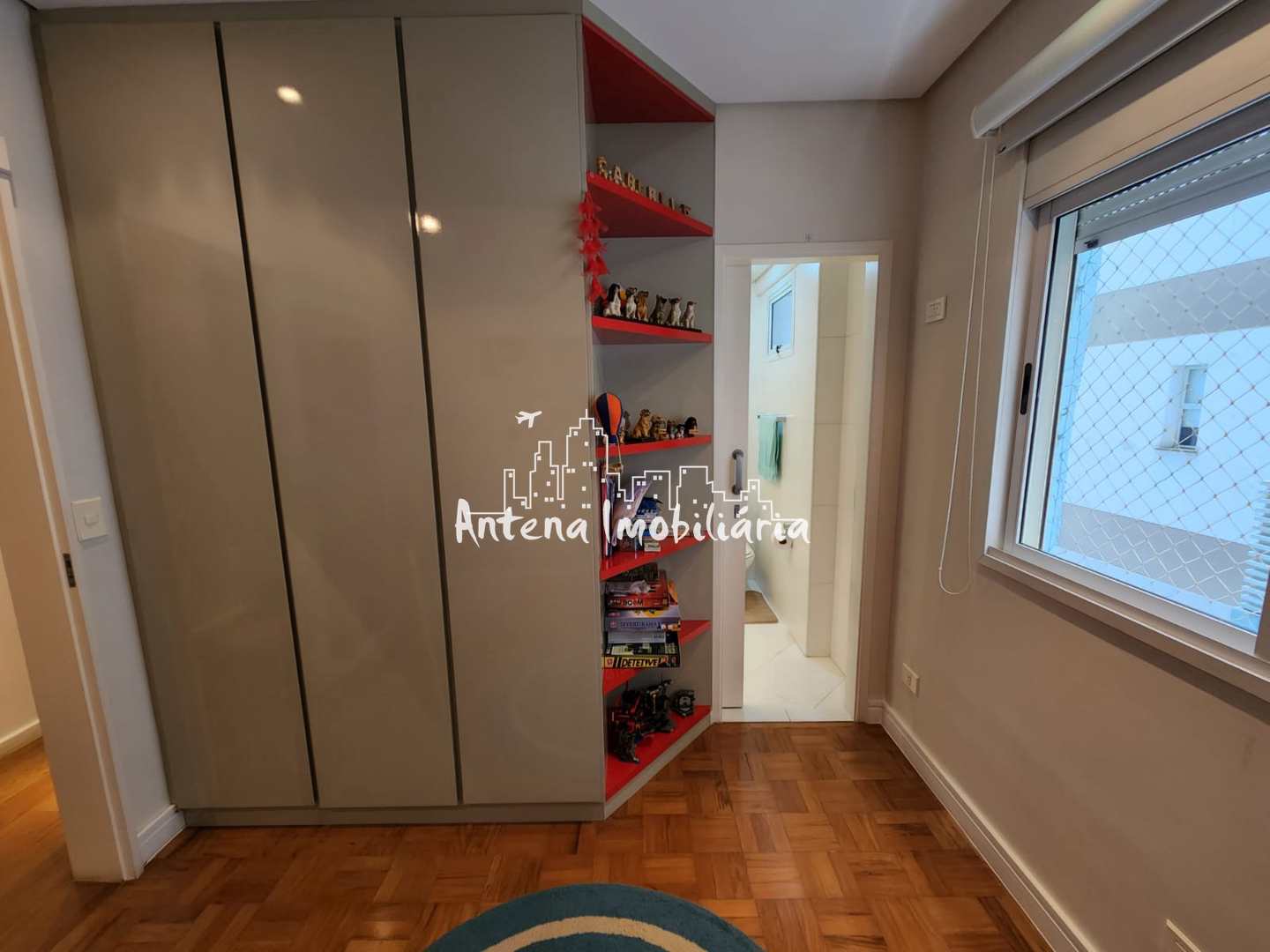 Apartamento à venda com 4 quartos, 218m² - Foto 11