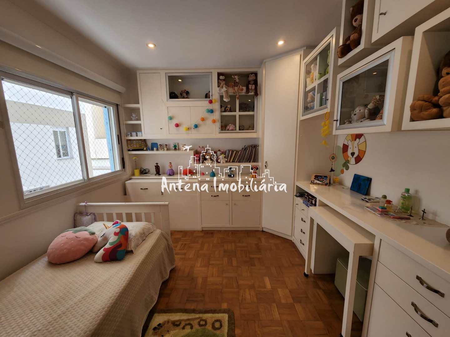 Apartamento à venda com 4 quartos, 218m² - Foto 18