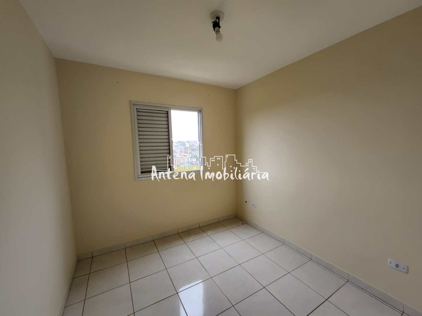 Apartamento à venda com 2 quartos, 60m² - Foto 4